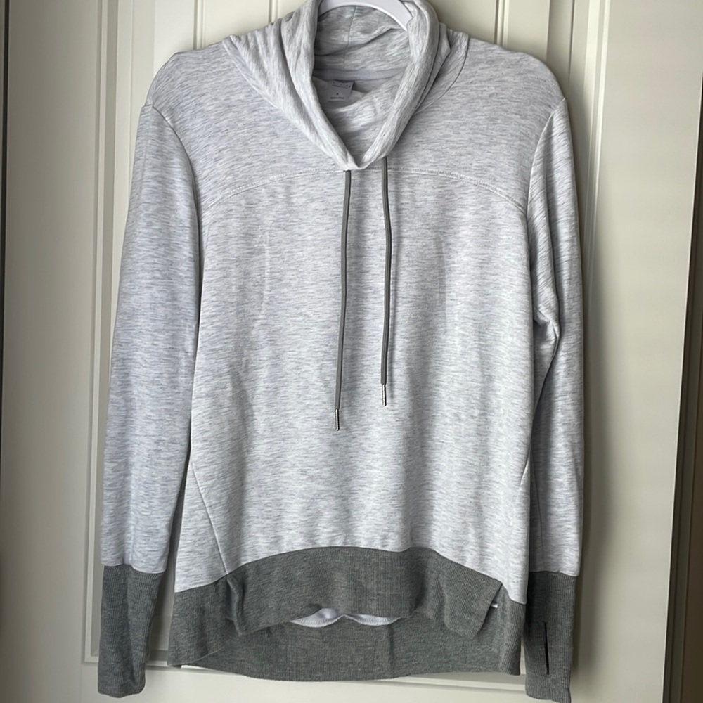 2 toned gray pullover